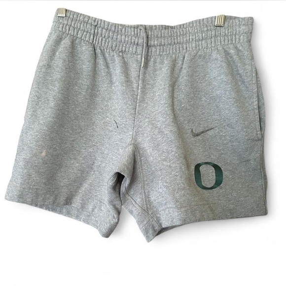 Nike Gray Athletic Shorts with Green Oregon 'O' - Picture 3 of 7